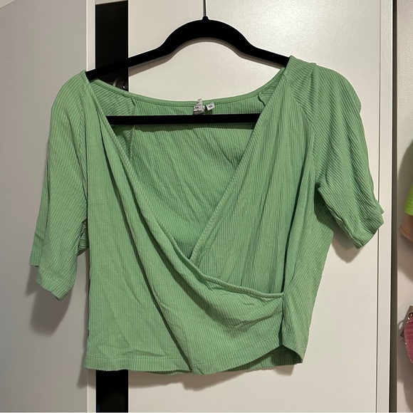 AND OTHER STORIES GREEN CROSS TOP - Picture 1 of 2